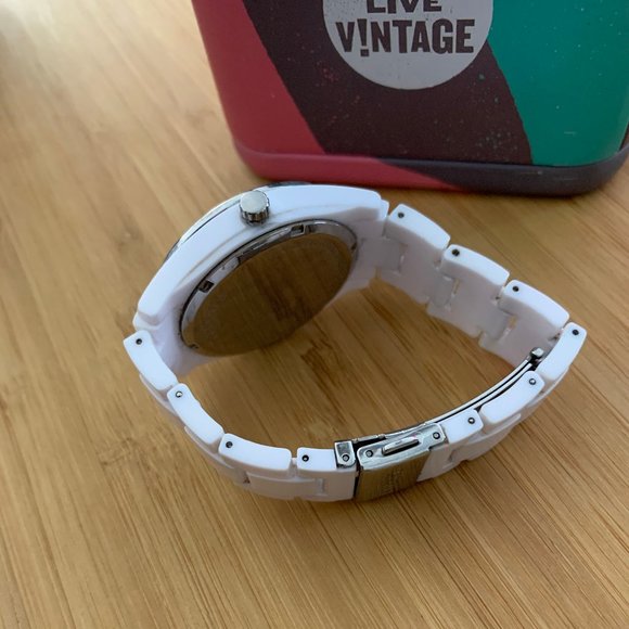 Fossil Ladies White Acrylic Watch - Picture 3 of 5